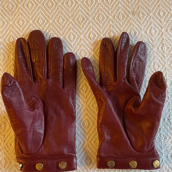 COPY - Tory Burch Leather Gloves - Picture 3 of 6